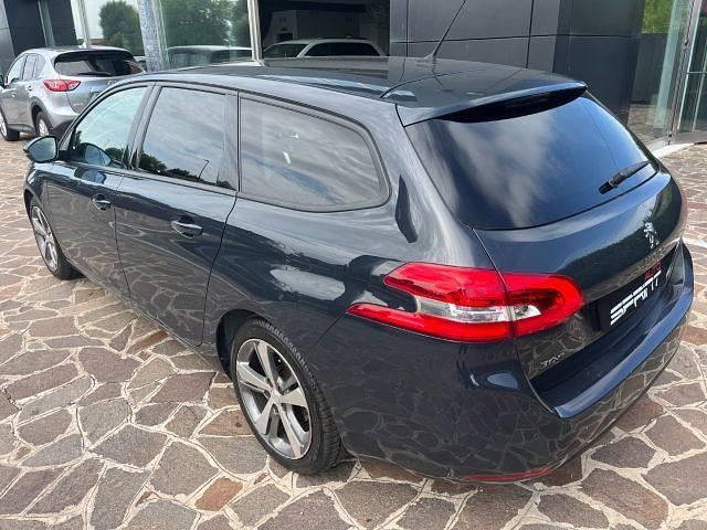 Usata Peugeot 308 SW Business-Line 130 CV (95 kW) 2020 Grigio Station wagon