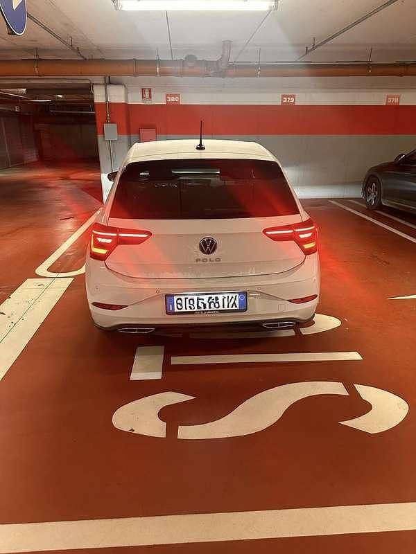 Usata VW Polo R-line 95 CV (69 kW) 2023 Berlina