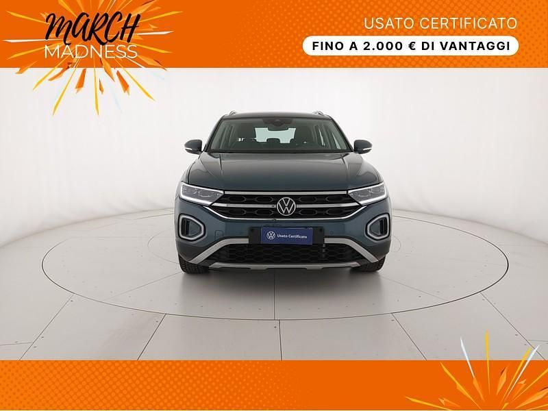 Usata VW T-Roc Style 150 CV (110 kW) 2022 Petroleum blue metallizzato SUV