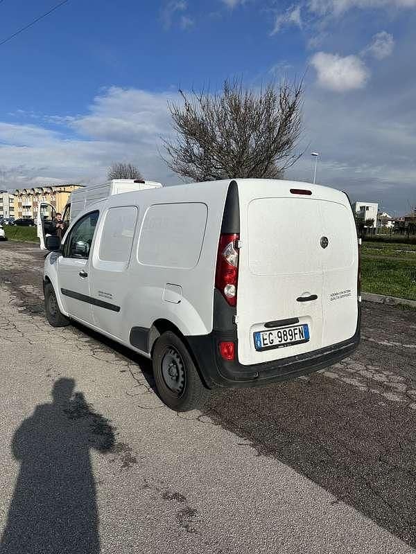 Usata Renault Kangoo 90 CV (66 kW) 2011 Monovolume