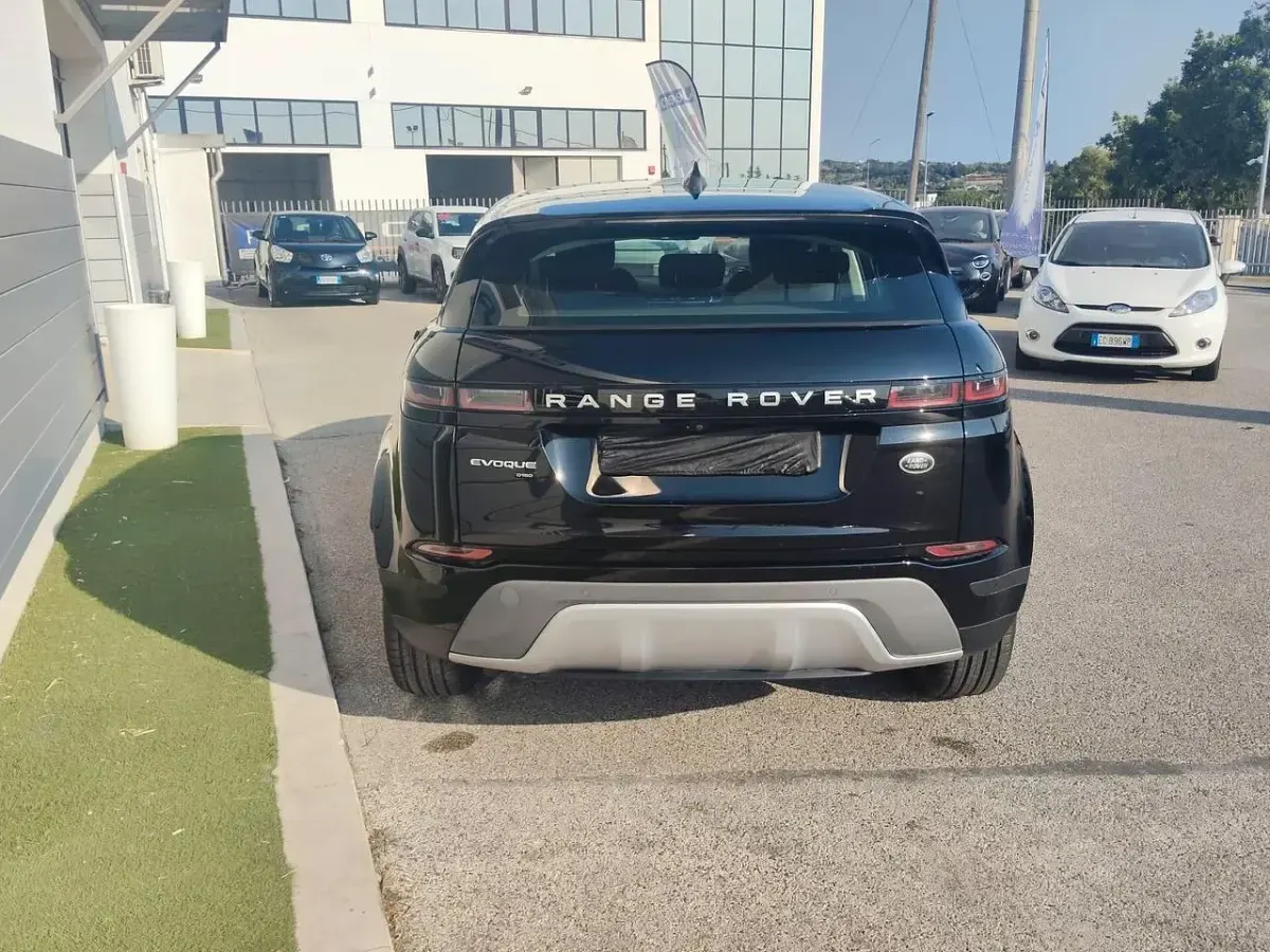 Usata Land Rover Range Rover evoque 149 CV (109 kW) 2020 Nero SUV