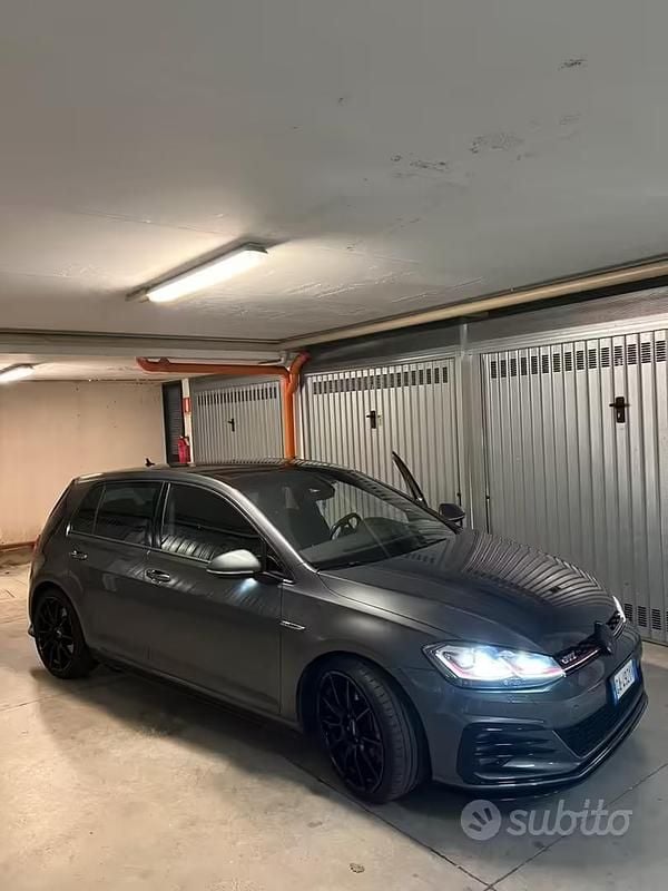 Usata VW Golf VII GTI 245 CV (180 kW) 2019 Grigio Berlina