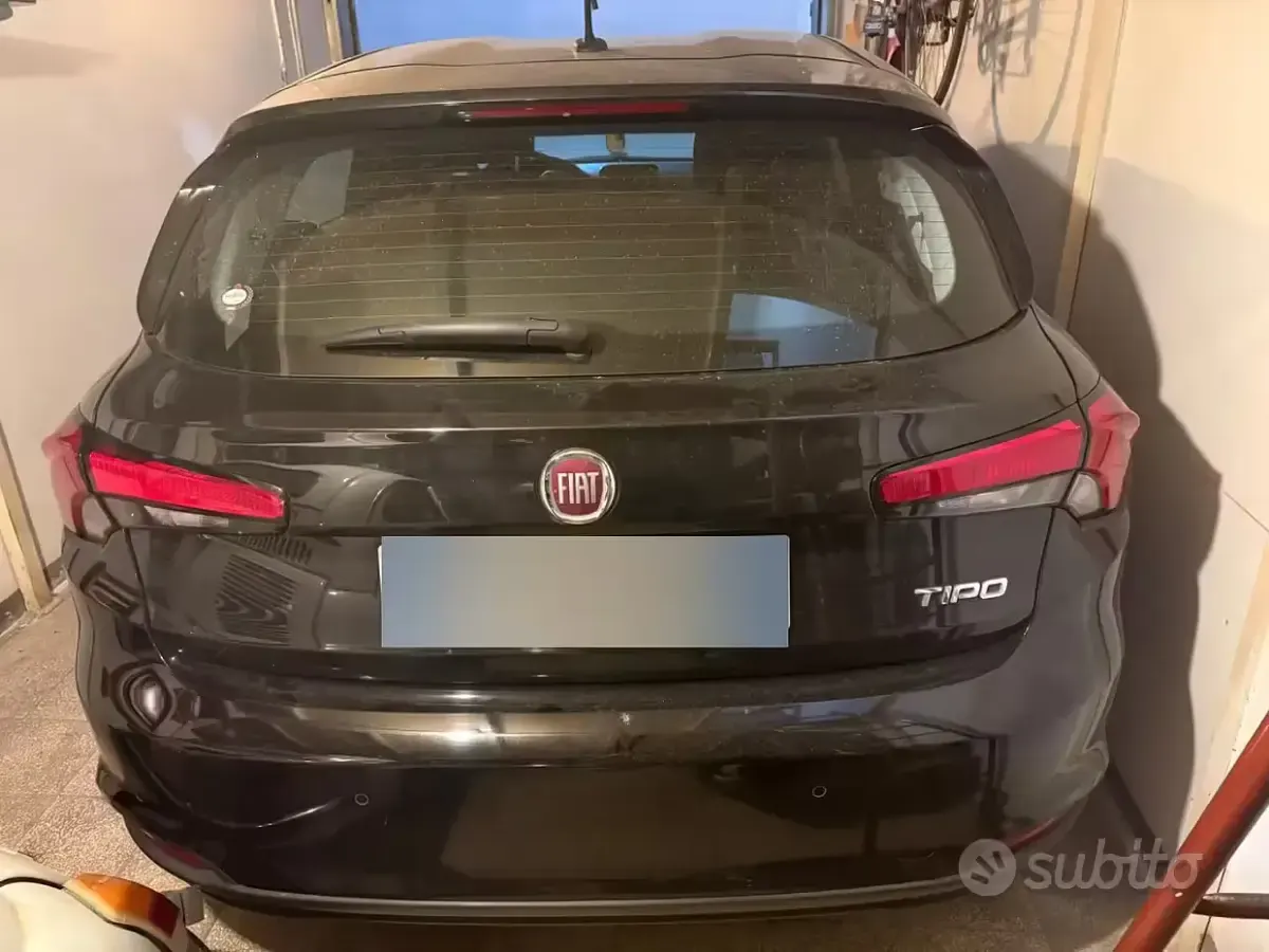 Usata Fiat Tipo 120 CV (88 kW) 2017 Nero Berlina