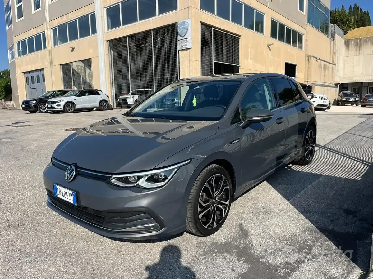 Usata VW Golf VII Style 150 CV (110 kW) 2020 Grigio Berlina