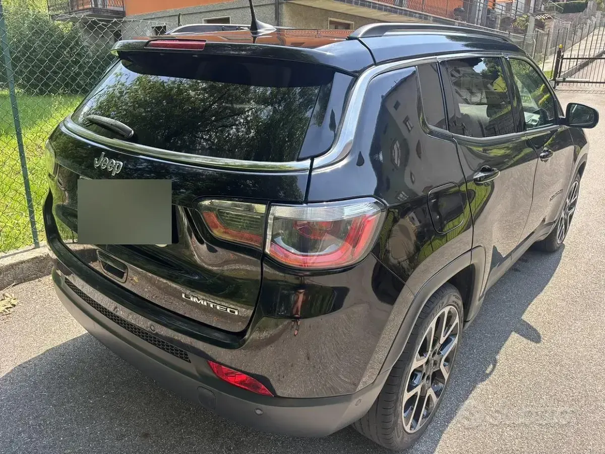 Usata Jeep Compass Limited 120 CV (88 kW) 2019 Nero SUV