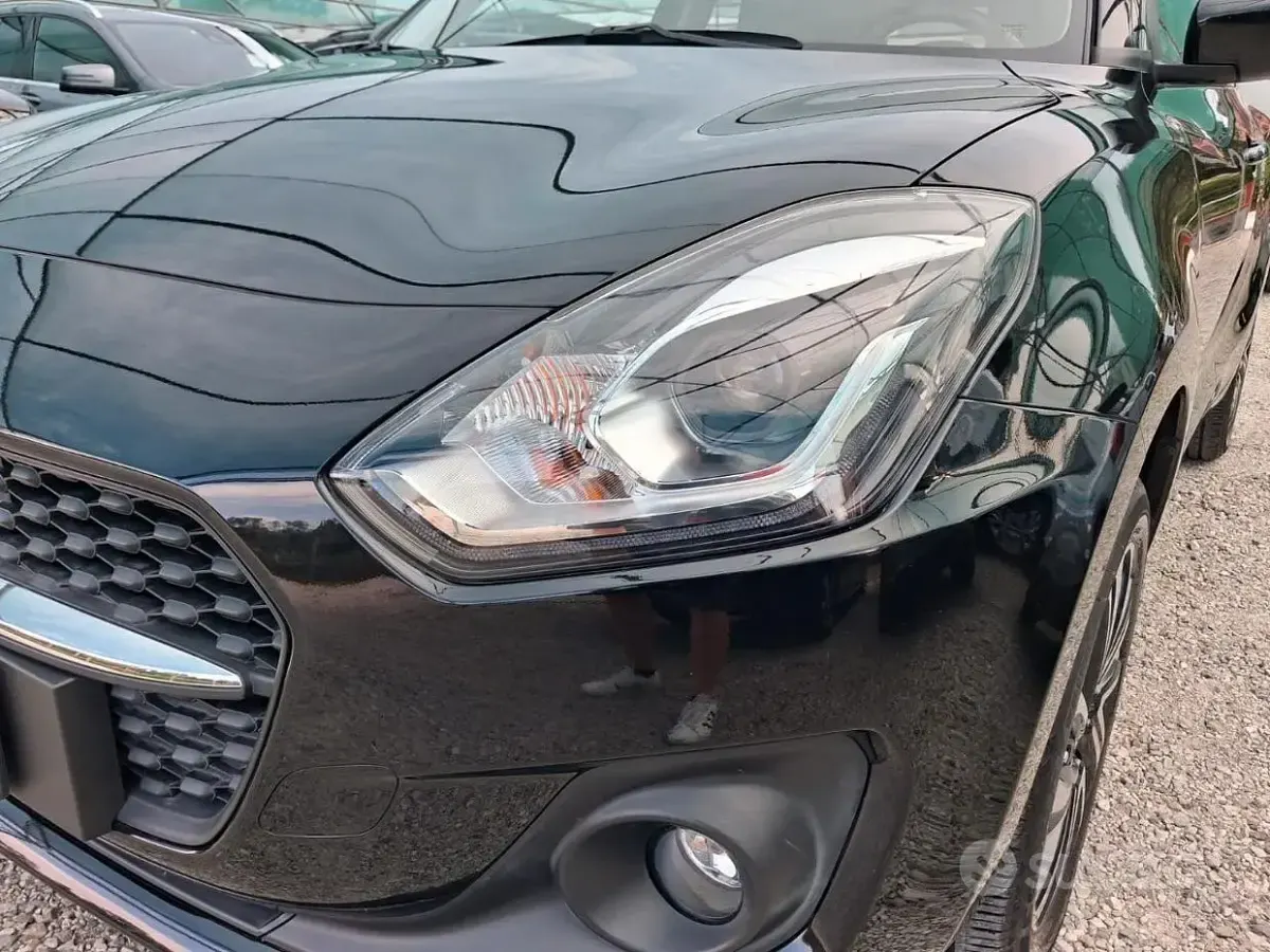 Usata Suzuki Swift 83 CV (61 kW) 2022 Nero Utilitaria