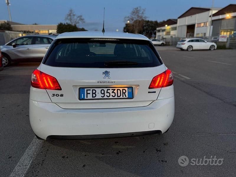 Usata Peugeot 308 Business-Line 99 CV (72 kW) 2016 Bianco Berlina