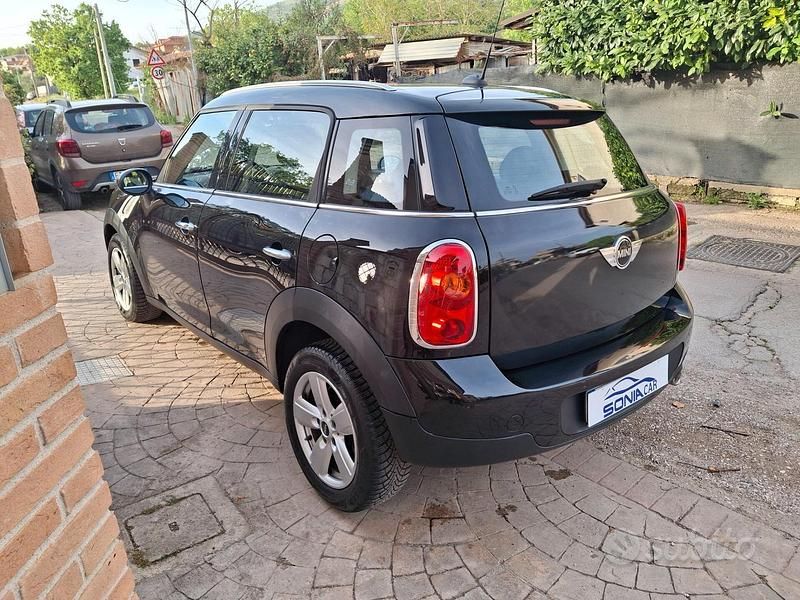 Usata Mini Cooper D Countryman 112 CV (82 kW) 2015 Nero SUV