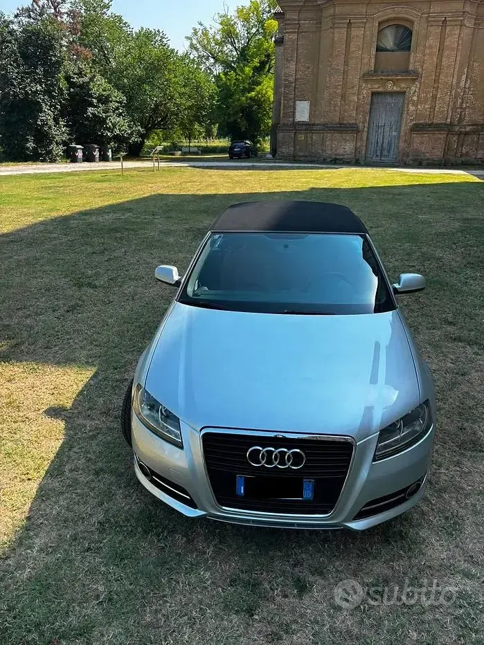Usata Audi A3 Cabriolet Attraction 105 CV (77 kW) 2011 Grigio Cabrio