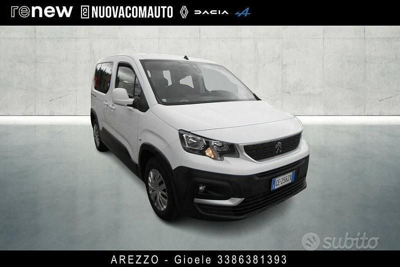 Usata Peugeot Rifter Active 102 CV (75 kW) 2021 Bianco Monovolume