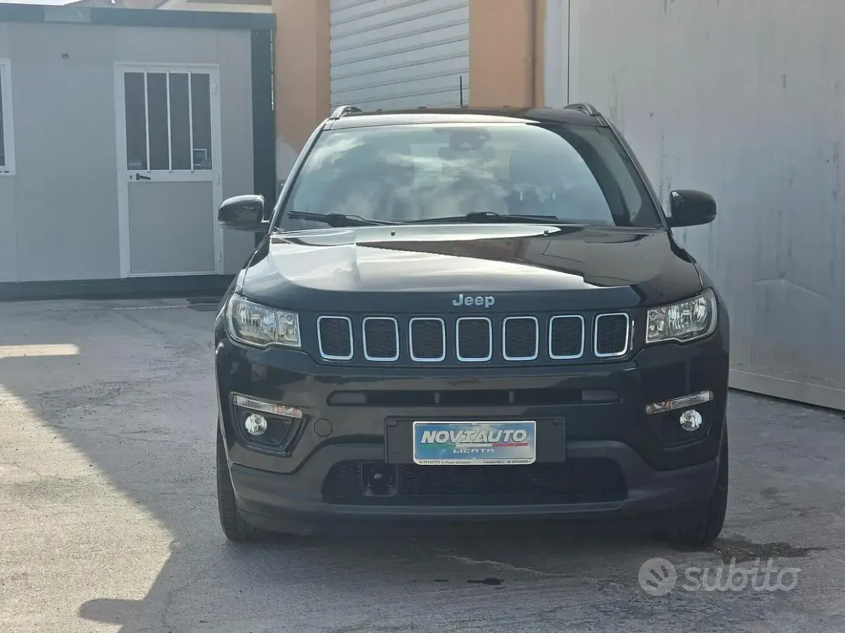 Usata Jeep Compass 120 CV (88 kW) 2017 Nero SUV