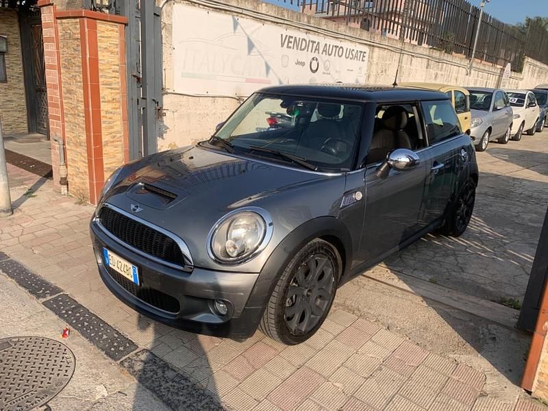 Usata Mini Cooper S 183 CV (134 kW) 2010 Argento Utilitaria