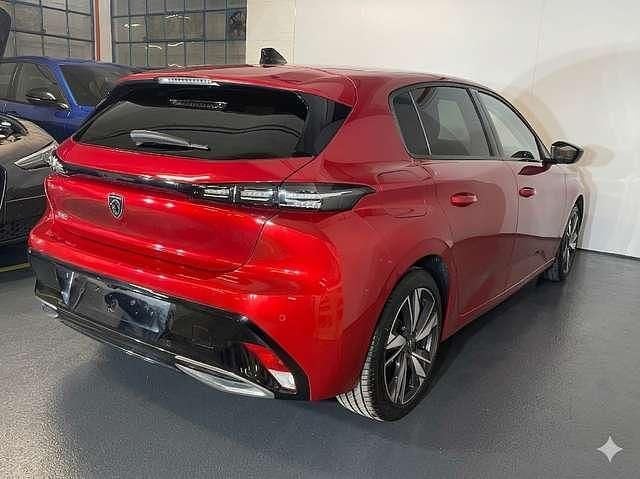 Usata Peugeot 308 Allure+ 131 CV (96 kW) 2023 Rosso Berlina