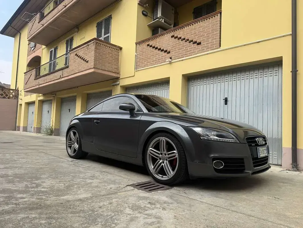Usata Audi TT Roadster Advanced Plus 170 CV (125 kW) 2011 Cabrio
