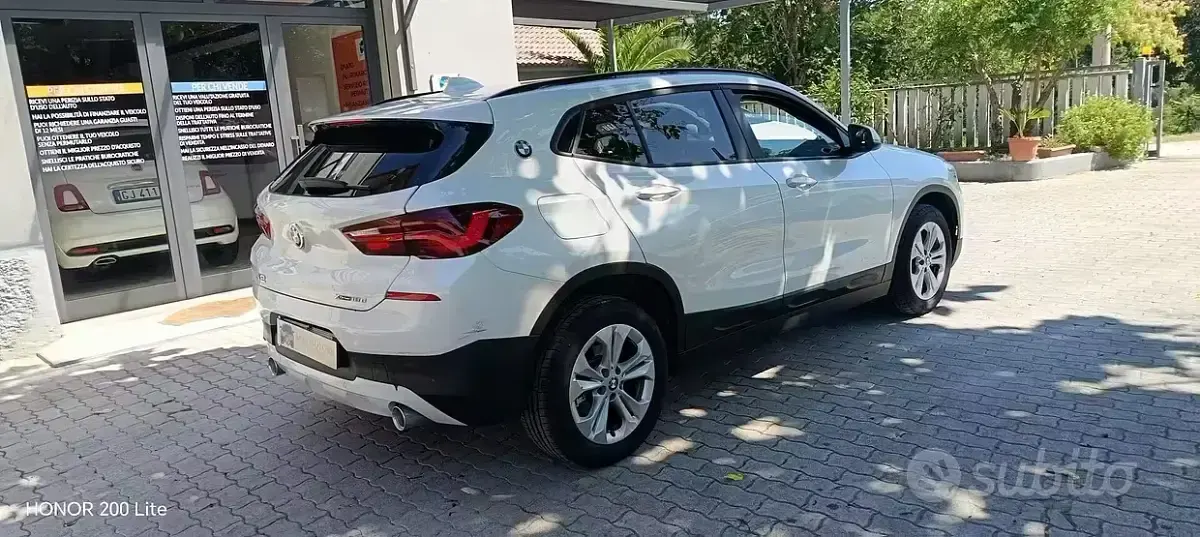Usata BMW X2 Efficient Dynamics 150 CV (110 kW) 2023 Bianco SUV
