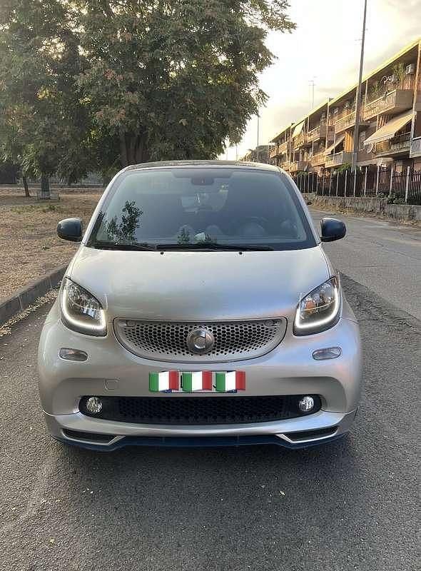 Usata 2017 Smart ForTwo Coupé Due volumi | 15.000 € (Cara) - Immagine 1/4