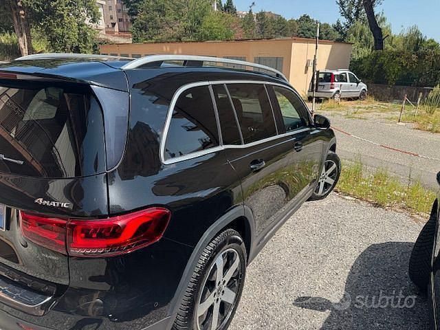 Usata Mercedes GLB200 163 CV (119 kW) 2020 Nero SUV