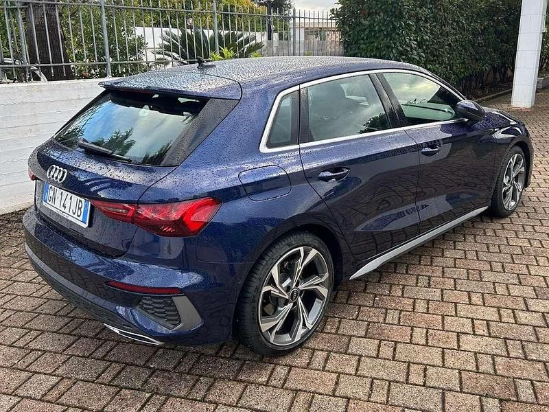 Usata Audi A3 Attraction 110 CV (80 kW) 2023 Blu/azzurro Berlina