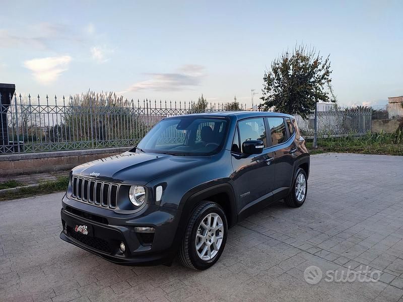 Usata Jeep Renegade Limited 131 CV (96 kW) 2024 Grigio SUV