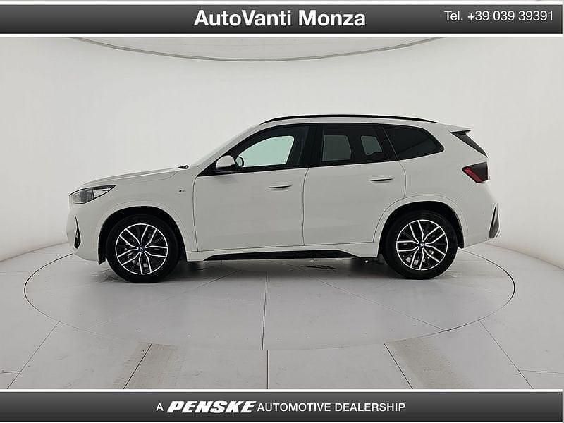 Begagnad BMW iX1 M Sport 279 kW (380 HK) 2023 Vit SUV