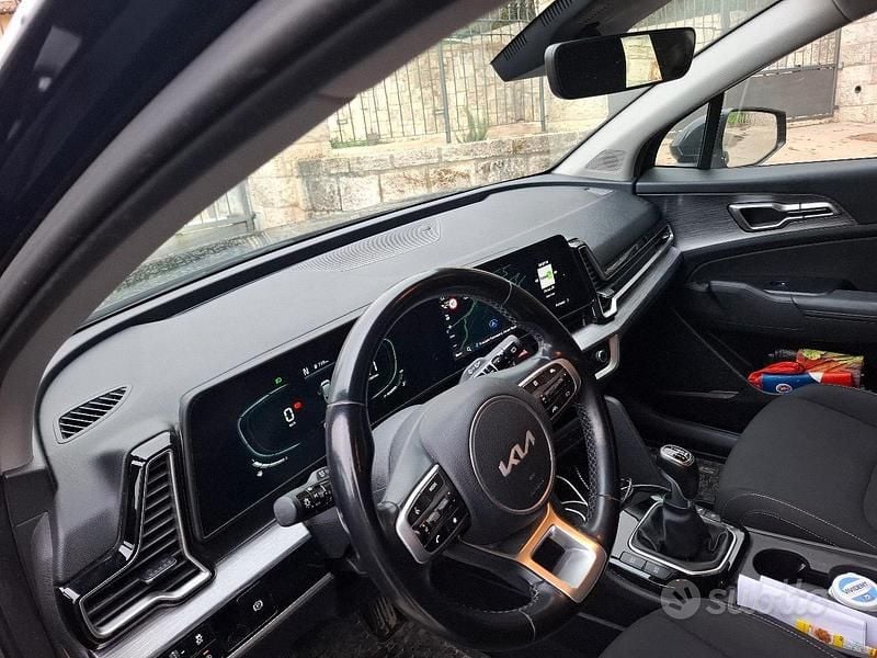 Nero Usata 2022 Kia Sportage SUV | 16.600 € (Super prezzo) - Immagine 1/3