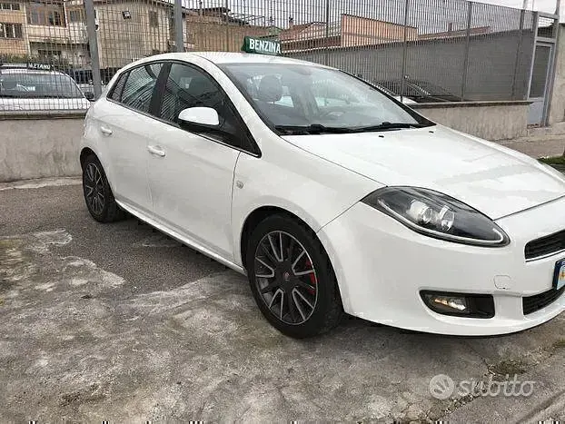 Usata Fiat Bravo 150 CV (110 kW) 2009 Bianco Utilitaria