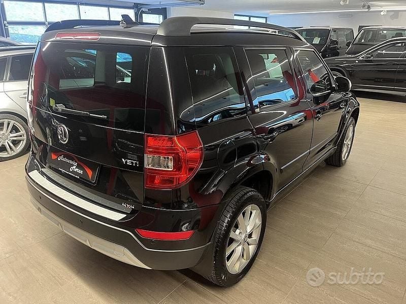 Usata Skoda Yeti Elegance 140 CV (102 kW) 2014 Nero SUV