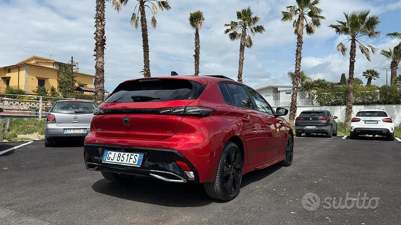 Usata Peugeot 308 GT 131 CV (96 kW) 2022 Rosso Berlina