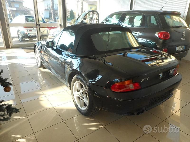 Usata BMW Z3 170 CV (125 kW) 2001 Nero Cabrio