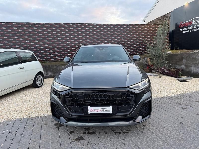 Usata Audi Q8 S-Line 285 CV (209 kW) 2025 Grigio SUV