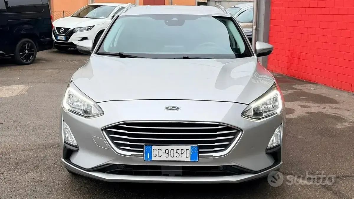 Usata Ford Focus Active 120 CV (88 kW) 2020 Grigio Station wagon