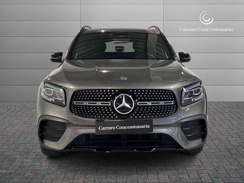 Usata Mercedes GLB180 Premium 116 CV (85 kW) 2022 Grigio montagna SUV