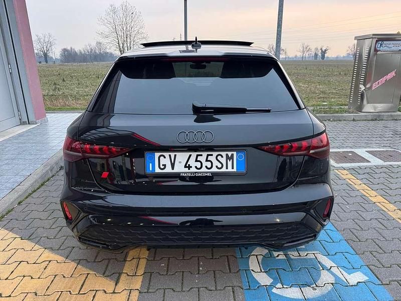 Usata Audi A3 S-Line 150 CV (110 kW) 2024 Nero Berlina