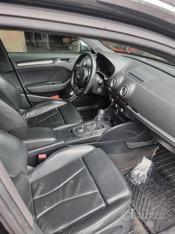 Usata Audi A3 S-Line 150 CV (110 kW) 2015 Nero Station wagon