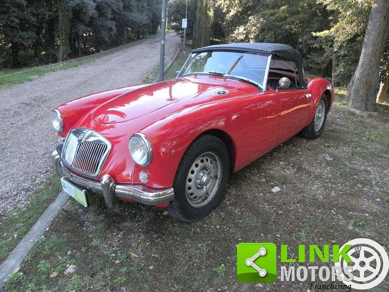 Rosso Usata 1959 MG Twin Cam Cabrio | 59.000 € - Immagine 1/4