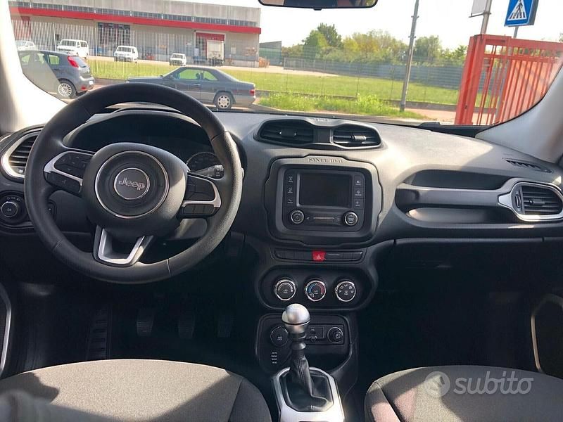 Usata Jeep Renegade Sport 120 CV (88 kW) 2016 Nero SUV