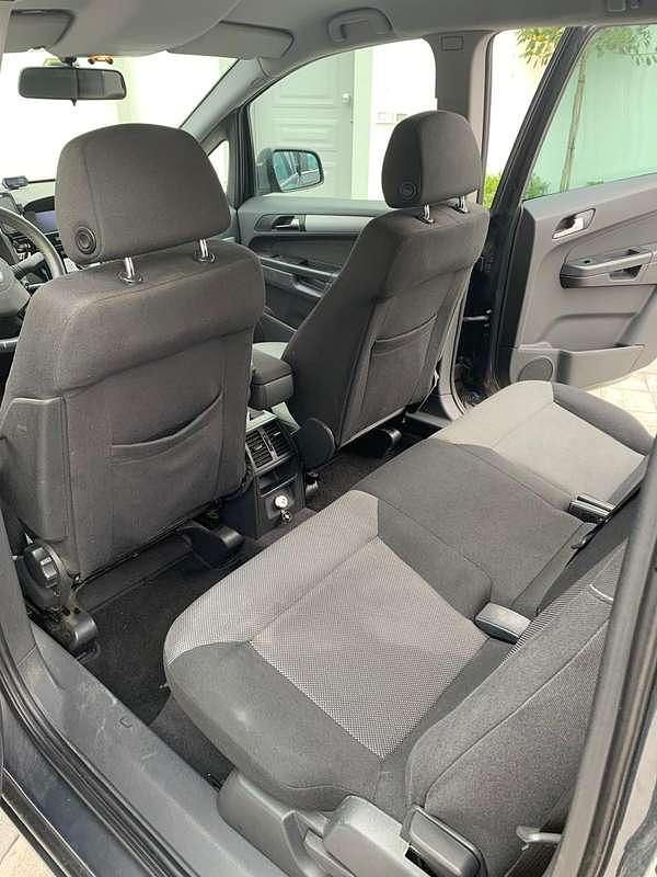 Usata Opel Zafira 150 CV (110 kW) 2013 Monovolume