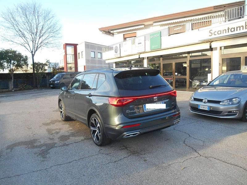 Usata Seat Tarraco 4Drive 200 CV (147 kW) 2022 Verde camouflage SUV