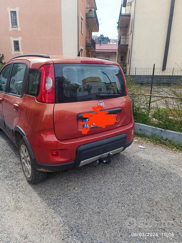 Usata Fiat Panda 4x4 75 CV (55 kW) 2013 Utilitaria