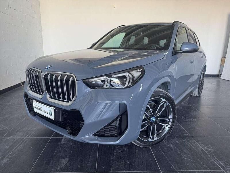 Grigio Usata 2024 BMW X1 M Sport SUV | 49.900 € (Buon prezzo) - Immagine 1/4