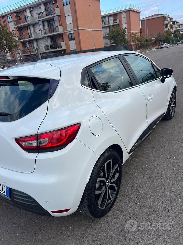 Usata Renault Clio IV 75 CV (55 kW) 2017 Bianco Berlina