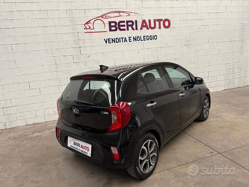 Usata Kia Picanto 65 CV (47 kW) 2018 Nero Utilitaria