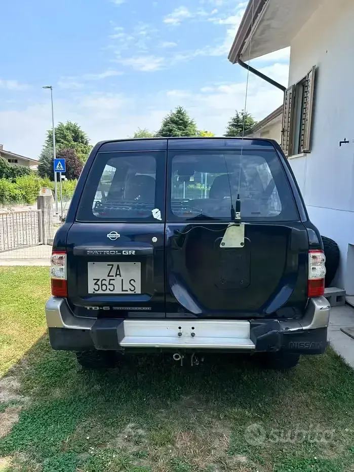 Usata Nissan Patrol 129 CV (94 kW) 1999 SUV