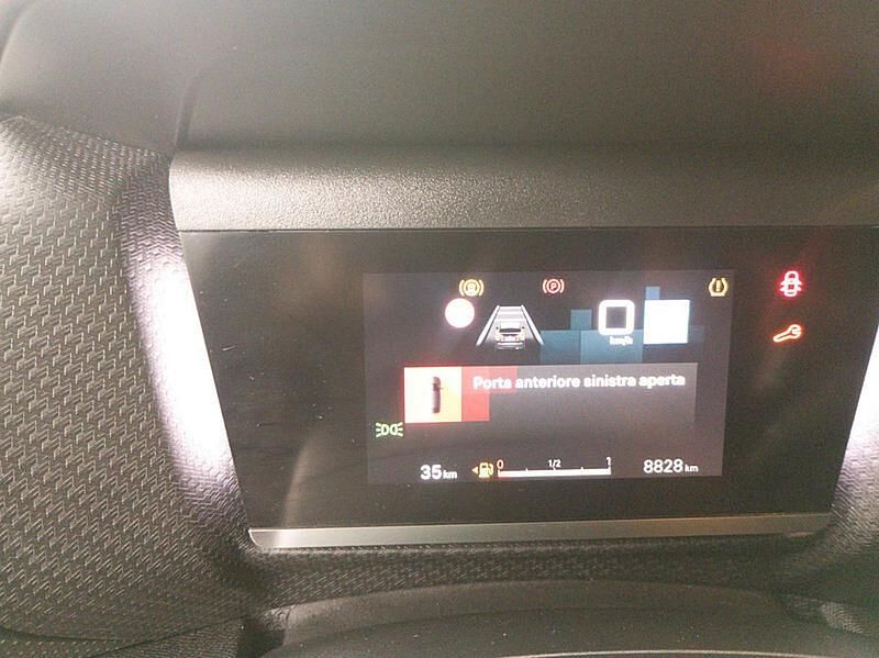 Usata Citroën C4 130 CV (95 kW) 2024 Blu SUV