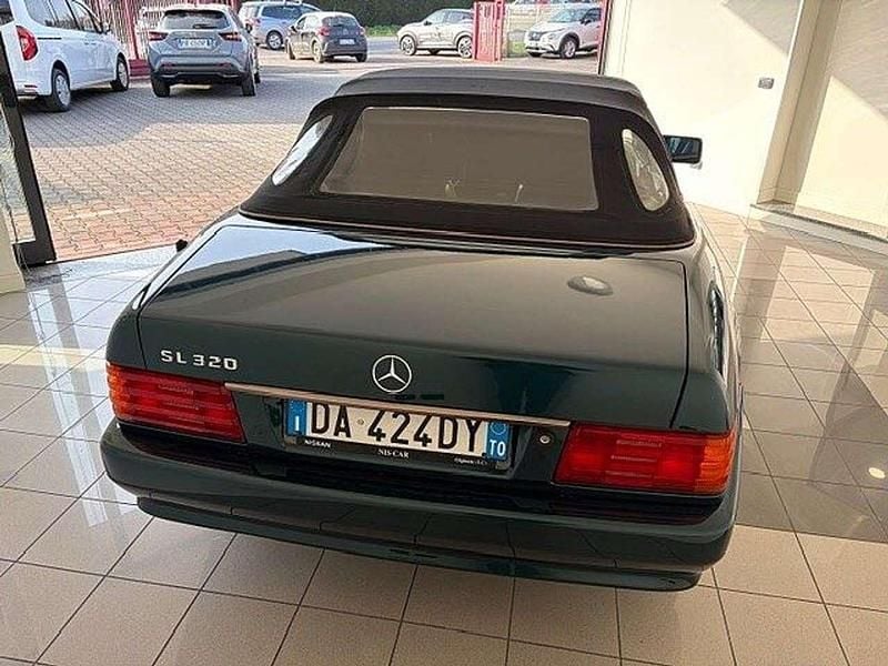 Usata Mercedes SL320 231 CV (169 kW) 1994 Verde Cabrio