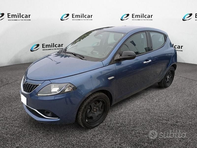 Usata Lancia Ypsilon 2023 Blu Utilitaria