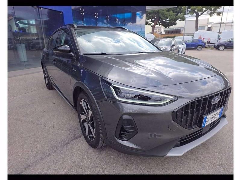 Usata Ford Focus Active 125 CV (91 kW) 2023 Magnetic grey SUV