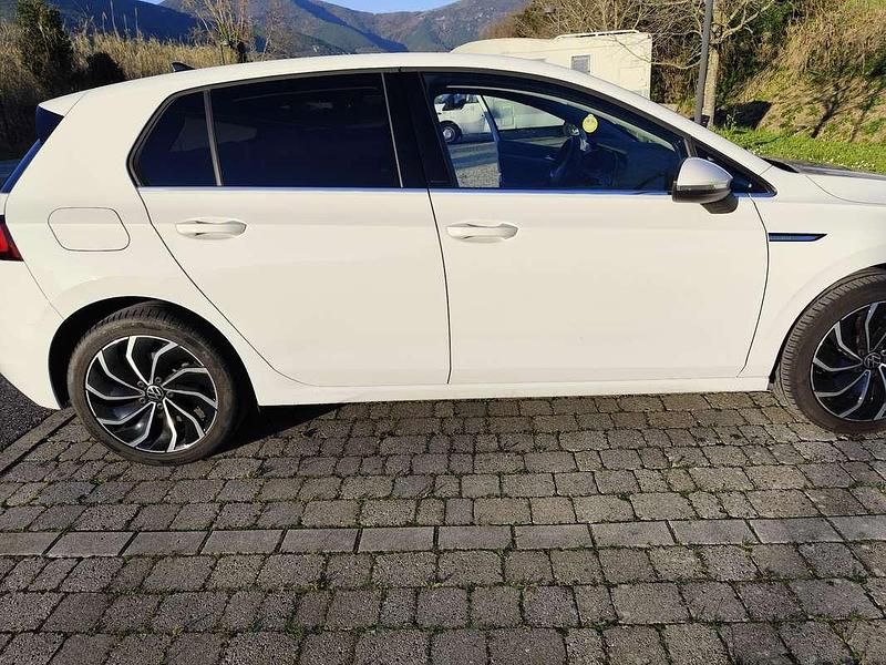 Usata VW Golf VIII Style 116 CV (85 kW) 2023 Berlina