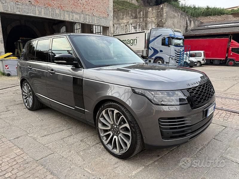 Usata Land Rover Range Rover Vogue 248 CV (182 kW) 2018 Grigio SUV