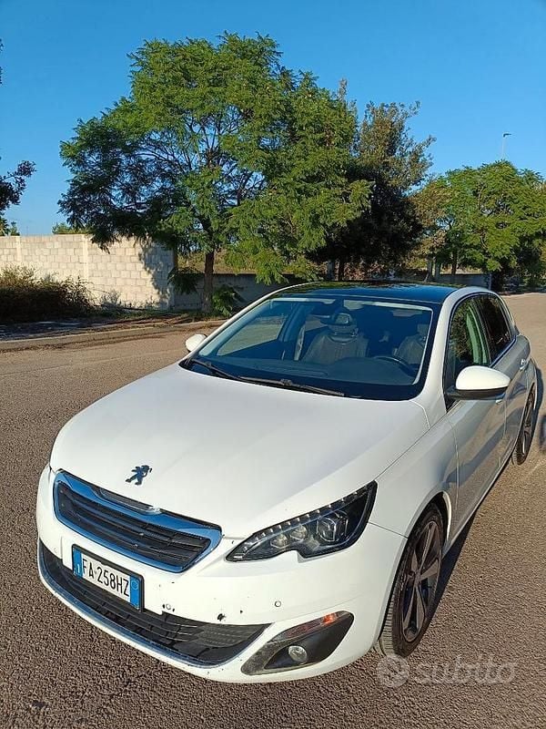 Usata Peugeot 308 Allure 120 CV (88 kW) 2015 Bianco Berlina